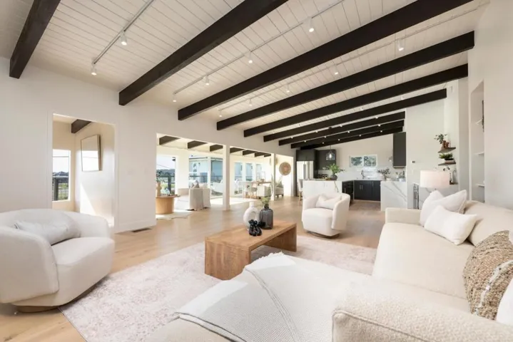 355 Avenue Alhambra, El Granada, California 94018