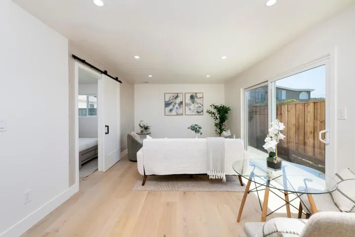 355 Avenue Alhambra, El Granada, California 94018