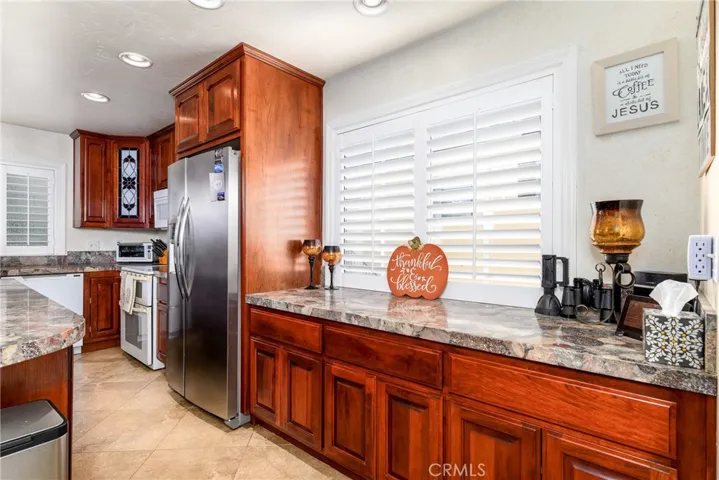 22376 W San Joaquin, Canyon Lake, California 92587