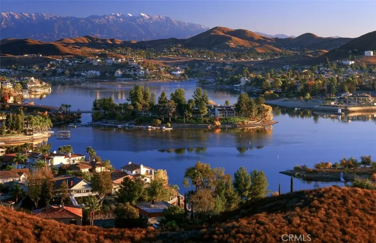 22376 W San Joaquin, Canyon Lake, California 92587