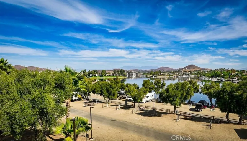 22376 W San Joaquin, Canyon Lake, California 92587