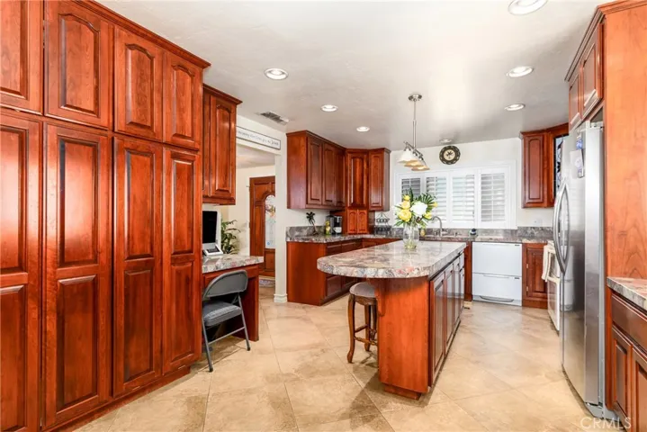 22376 W San Joaquin, Canyon Lake, California 92587