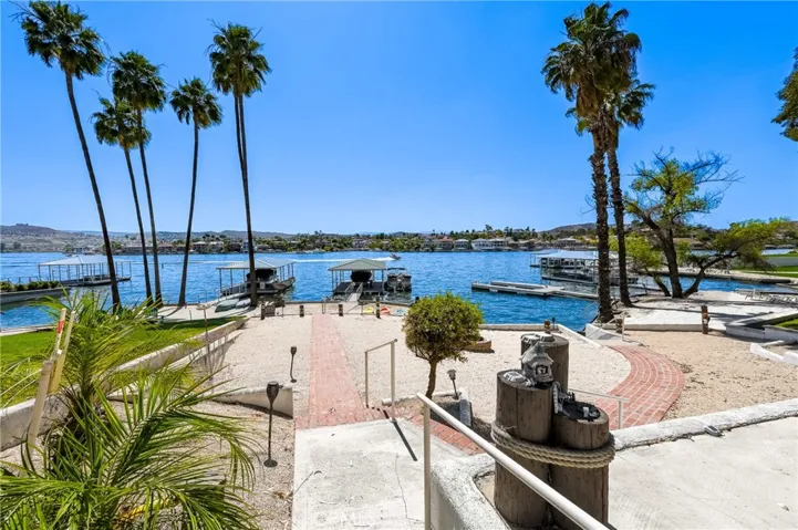 22376 W San Joaquin, Canyon Lake, California 92587