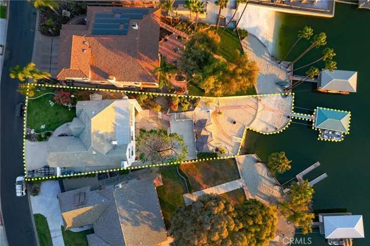 22376 W San Joaquin, Canyon Lake, California 92587