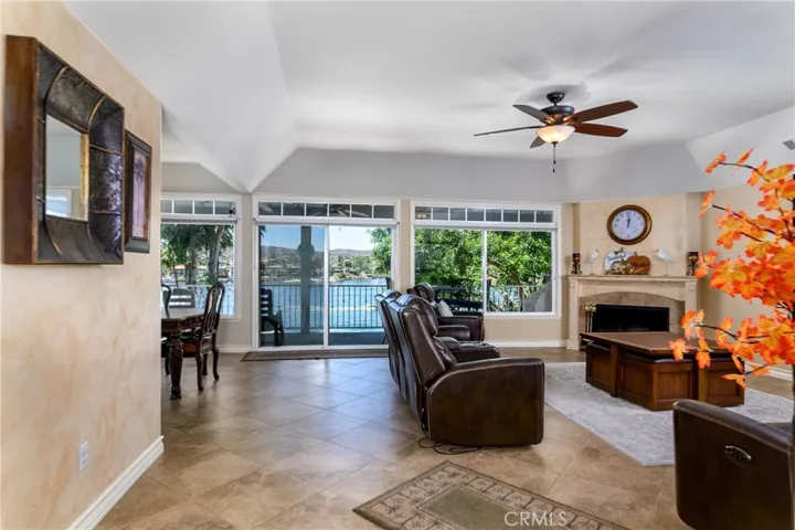 22376 W San Joaquin, Canyon Lake, California 92587