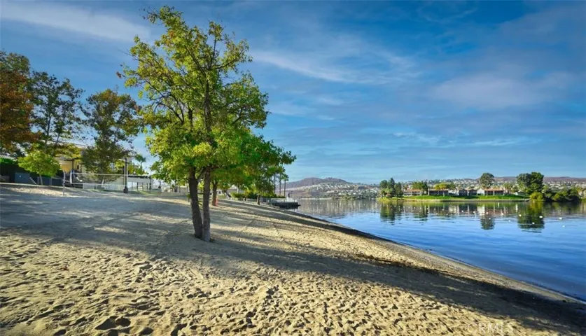 22376 W San Joaquin, Canyon Lake, California 92587