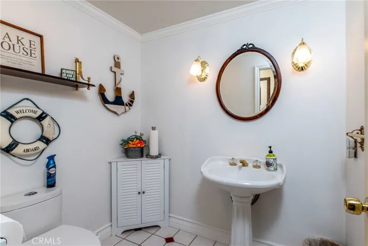 22376 W San Joaquin, Canyon Lake, California 92587