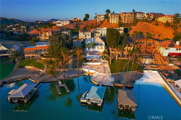 22376 W San Joaquin, Canyon Lake, California 92587