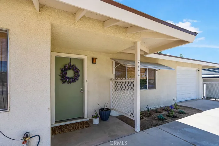 7744 Inca Trail, Yucca Valley, California 92284