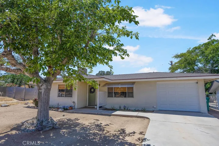 7744 Inca Trail, Yucca Valley, California 92284