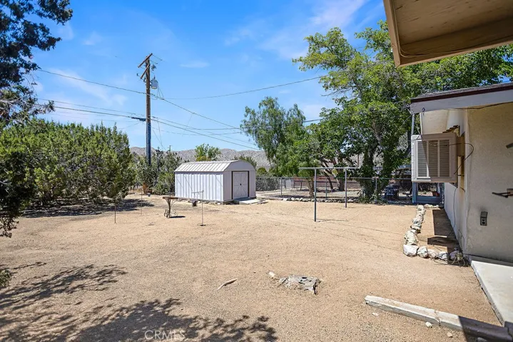 7744 Inca Trail, Yucca Valley, California 92284