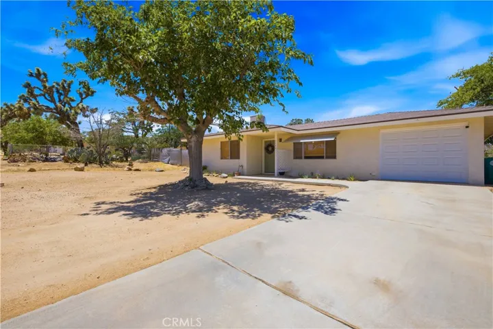 7744 Inca Trail, Yucca Valley, California 92284