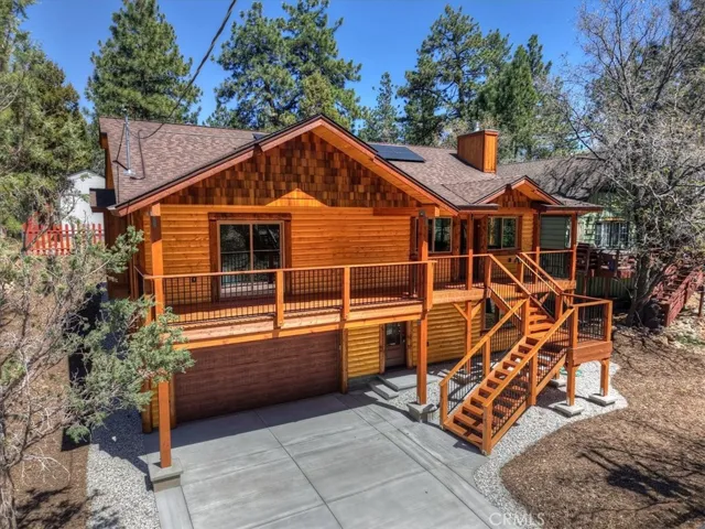 415 Vista, Sugarloaf, California 92386