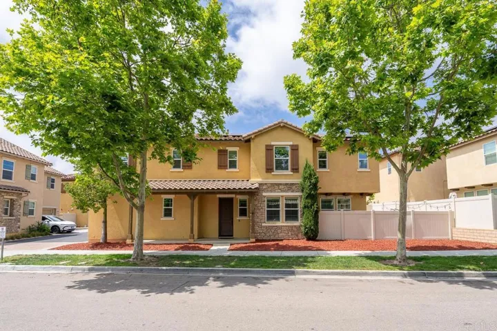 1217 Cathedral Oaks Rd, Chula Vista, California 91913