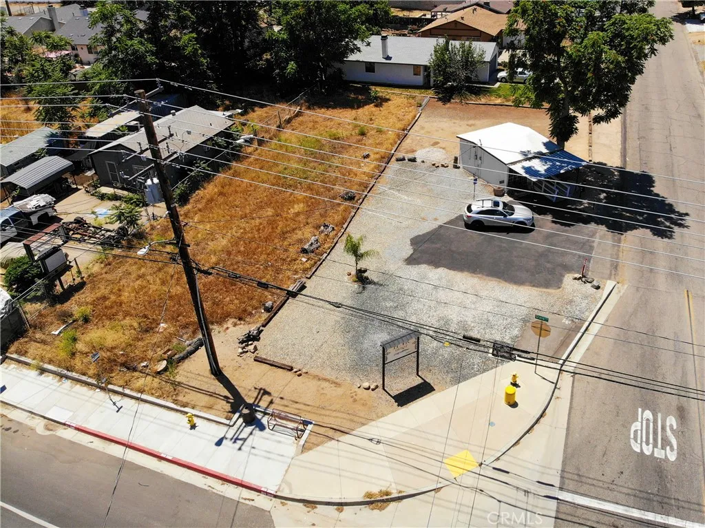 17307 Grand, Lake Elsinore, California 92530 — photo 4