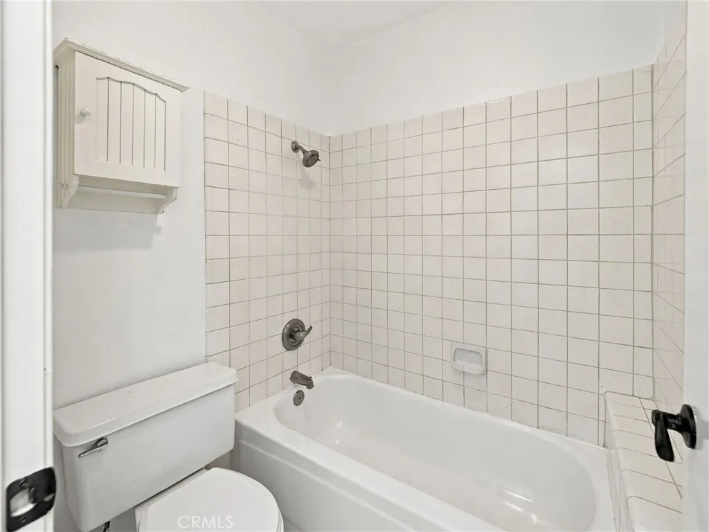 Main Bedroom Bath Main Bedroom Bath