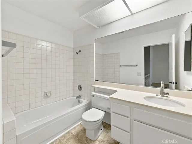 Upstairs Hall Bath