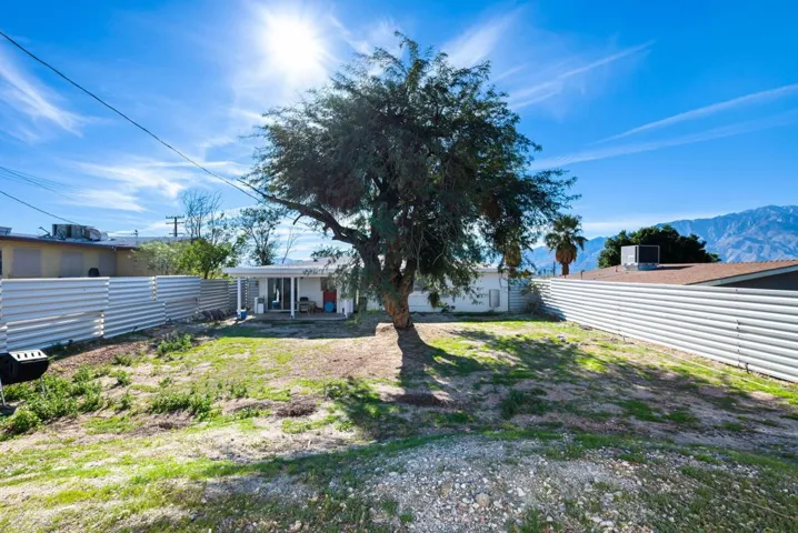 25-web-or-mls-JMDesertView_OPMG_1225_025