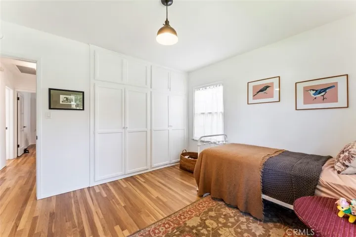 6525 Ruffner Avenue, Lake Balboa, California 91406