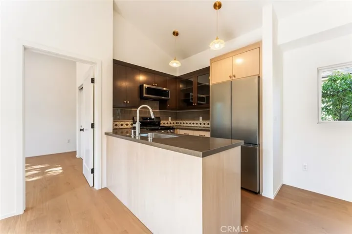 6525 Ruffner Avenue, Lake Balboa, California 91406