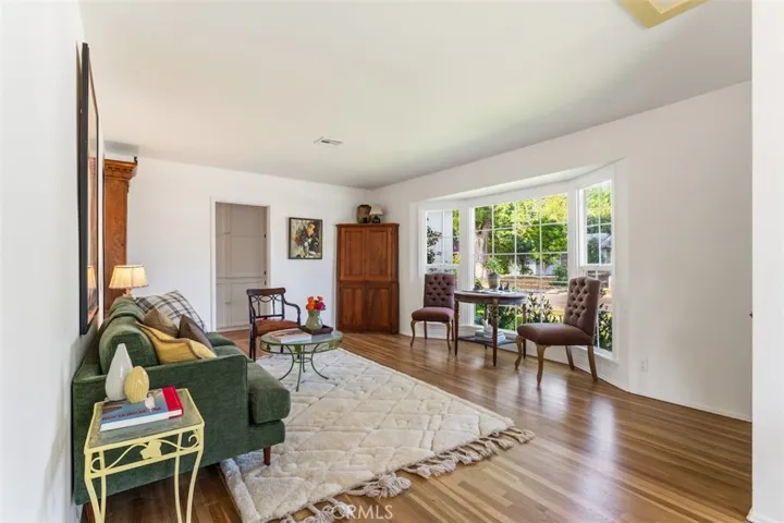6525 Ruffner Avenue, Lake Balboa, California 91406