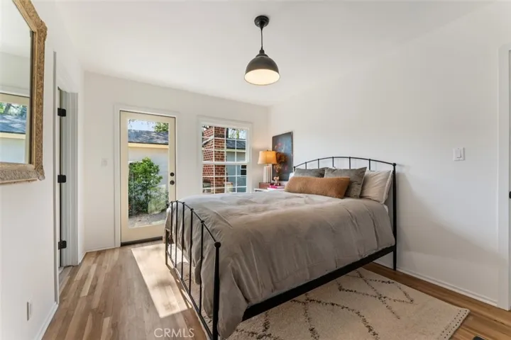 6525 Ruffner Avenue, Lake Balboa, California 91406