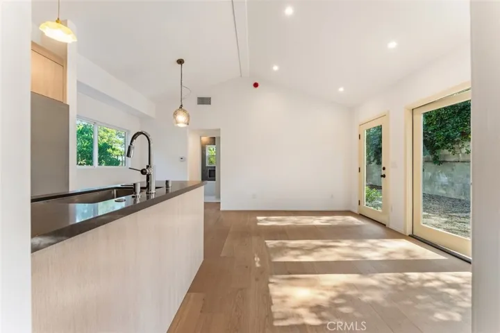 6525 Ruffner Avenue, Lake Balboa, California 91406