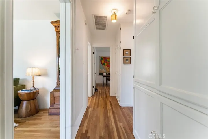 6525 Ruffner Avenue, Lake Balboa, California 91406