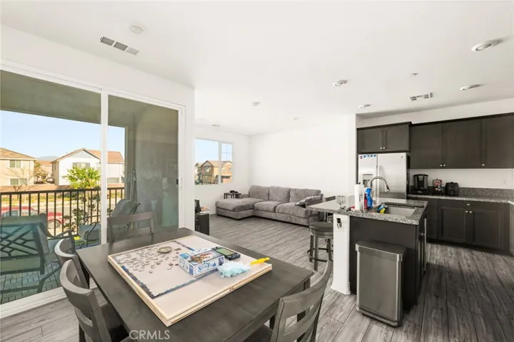 16680 Wyndham Lane 3, Fontana, California 92336
