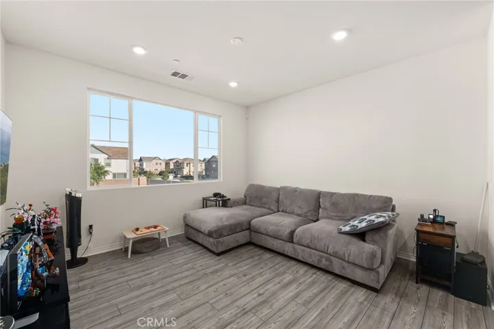 16680 Wyndham Lane 3, Fontana, California 92336