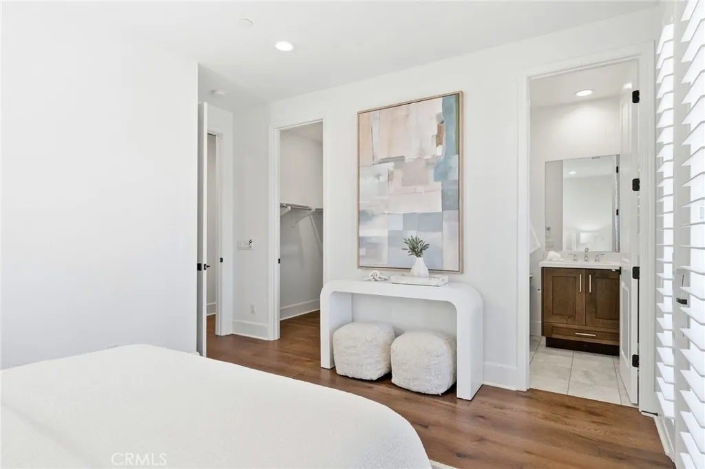 Bedroom 4 with Balcony on Floor 2