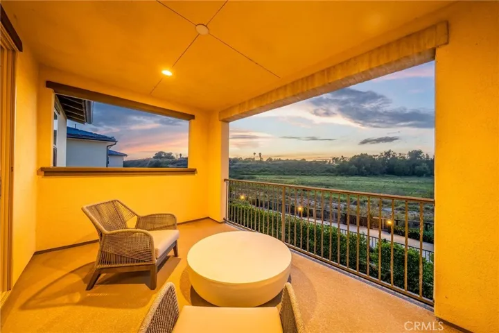 Bonus area Balcony on Floor 2 Twilight
