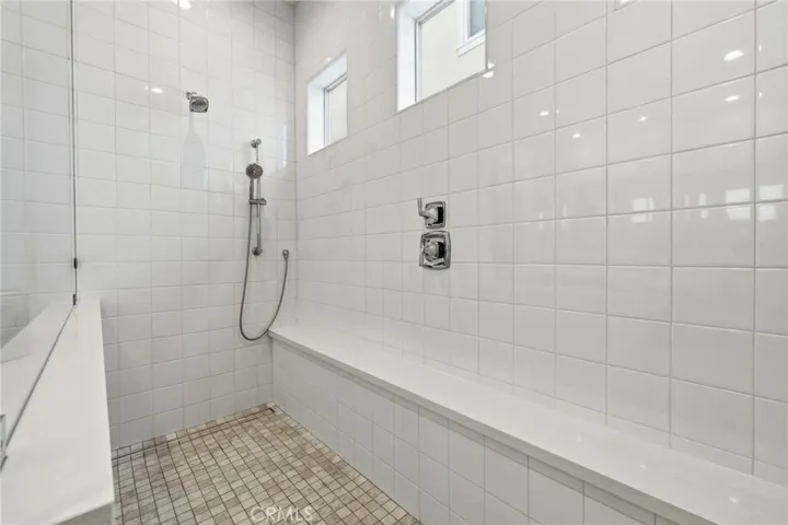 Primary Master On-Suite Bathroom 1 on Floor 1