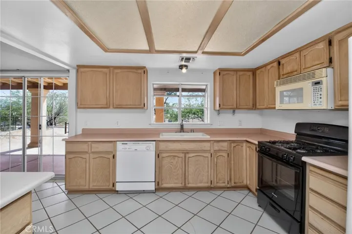 2209 Casa Linda, Needles, California 92363