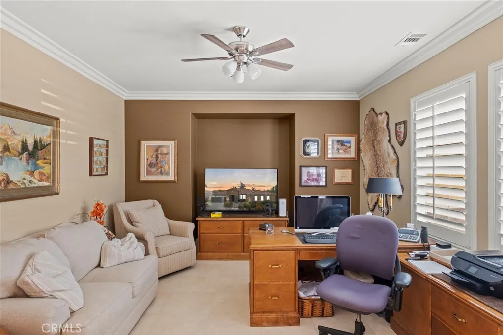 Office. Could be fourth bedroom.