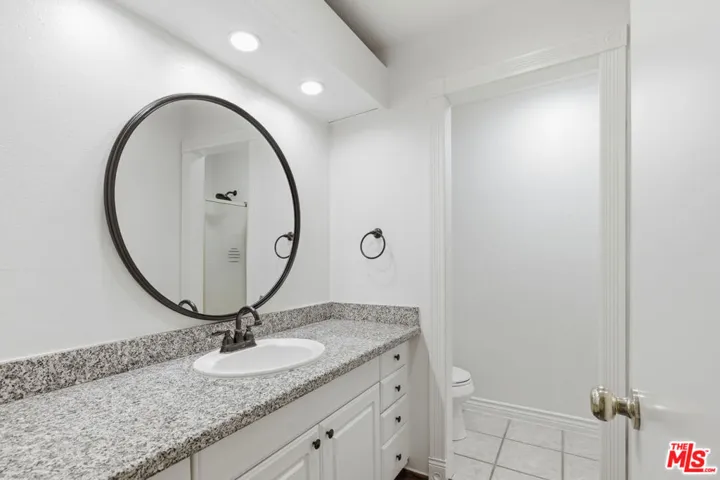 2940 N Verdugo Road 305, Glendale, California 91208