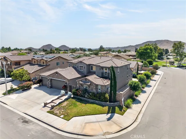 428 Iriole Rd, San Jacinto, California 92582