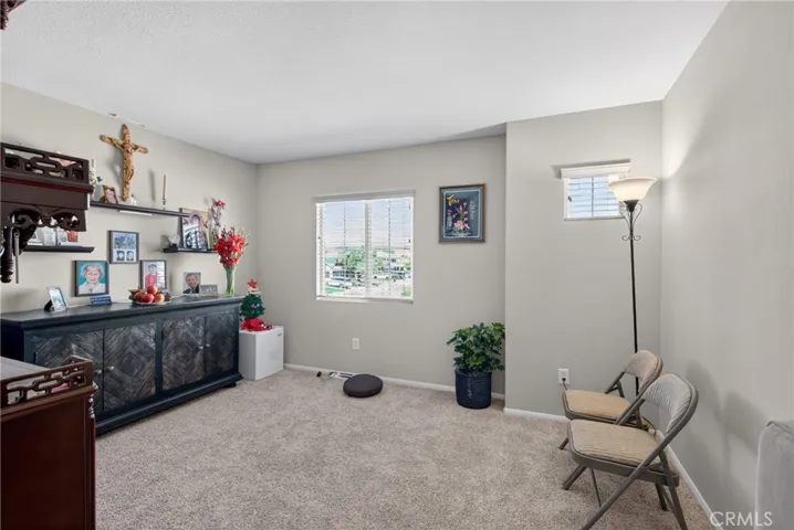 flex space located in upstairs main bedroom