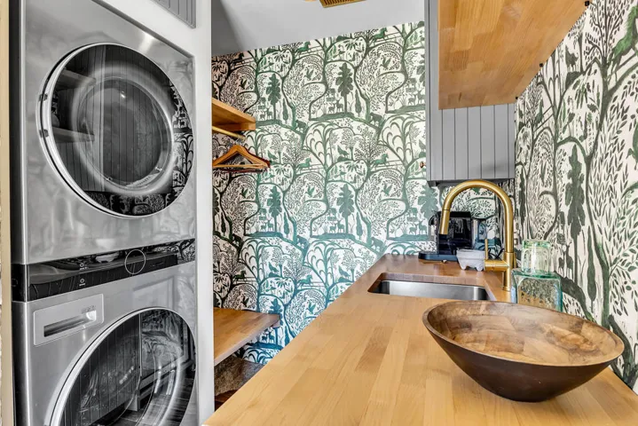 ADU Laundry/Kitchenette