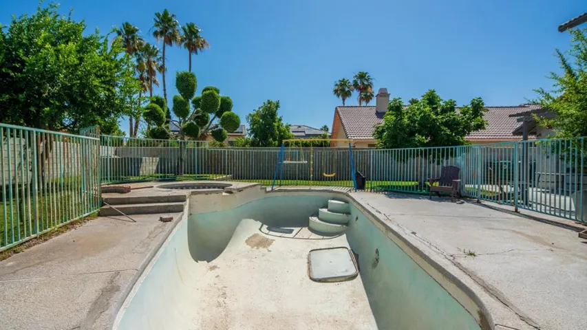 38-Were Focused 68180 30th Ave-38