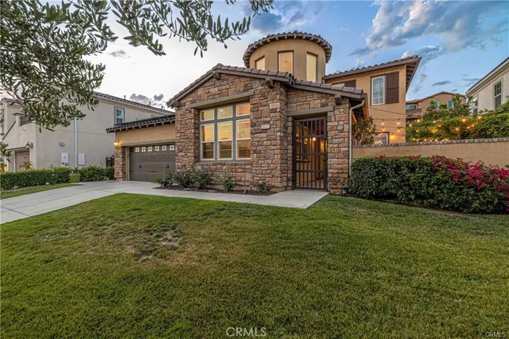 28322 Chisel Court, Valencia, California 91354