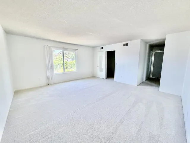 14744 Roberto Rio Road, Poway, California 92064