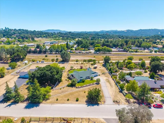 2450 Ferrocarril, Atascadero, California 93422