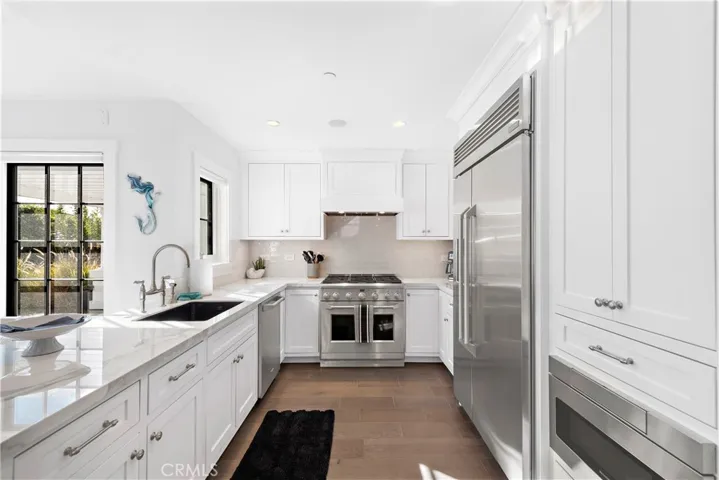 156 Pearl Street, Laguna Beach, California 92651