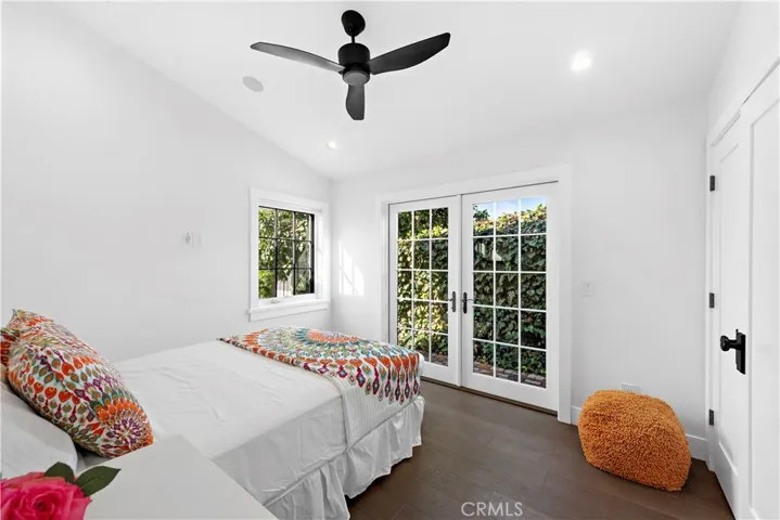 156 Pearl Street, Laguna Beach, California 92651