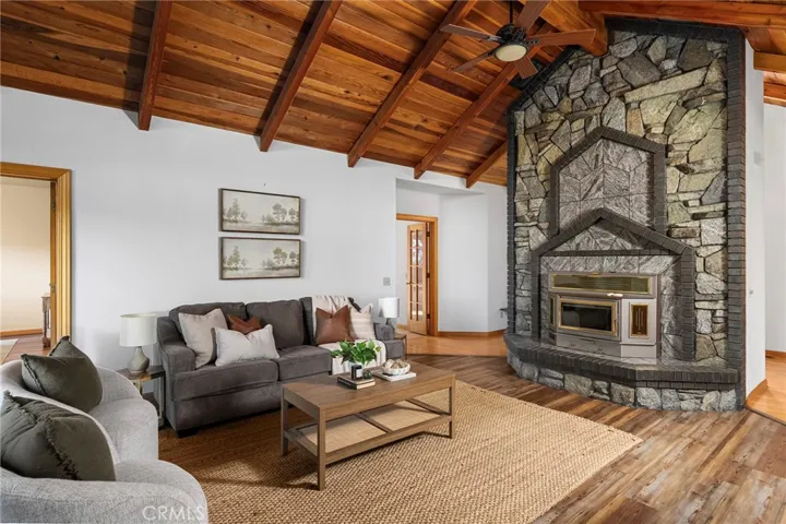 13424 Adrian Drive, Magalia, California 95954