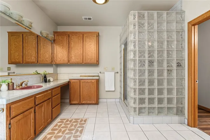13424 Adrian Drive, Magalia, California 95954