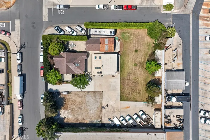 17066 Palmdale, Huntington Beach, California 92647