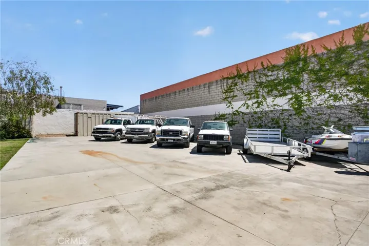 17066 Palmdale, Huntington Beach, California 92647