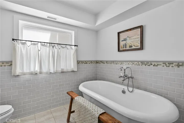 17066 Palmdale, Huntington Beach, California 92647